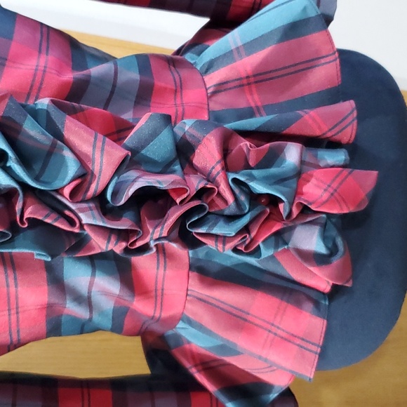 Boston proper red green plaid ruffle plaid long sleeve top - Picture 3 of 6